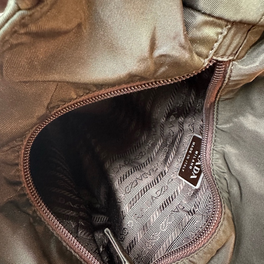Green Prada Nylon Tote Bag w/ Authentication Card - Picture 5 of 11